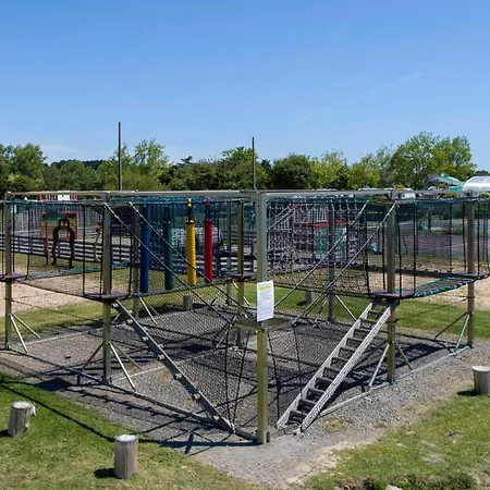 Domaine De Beaulieu Camping *